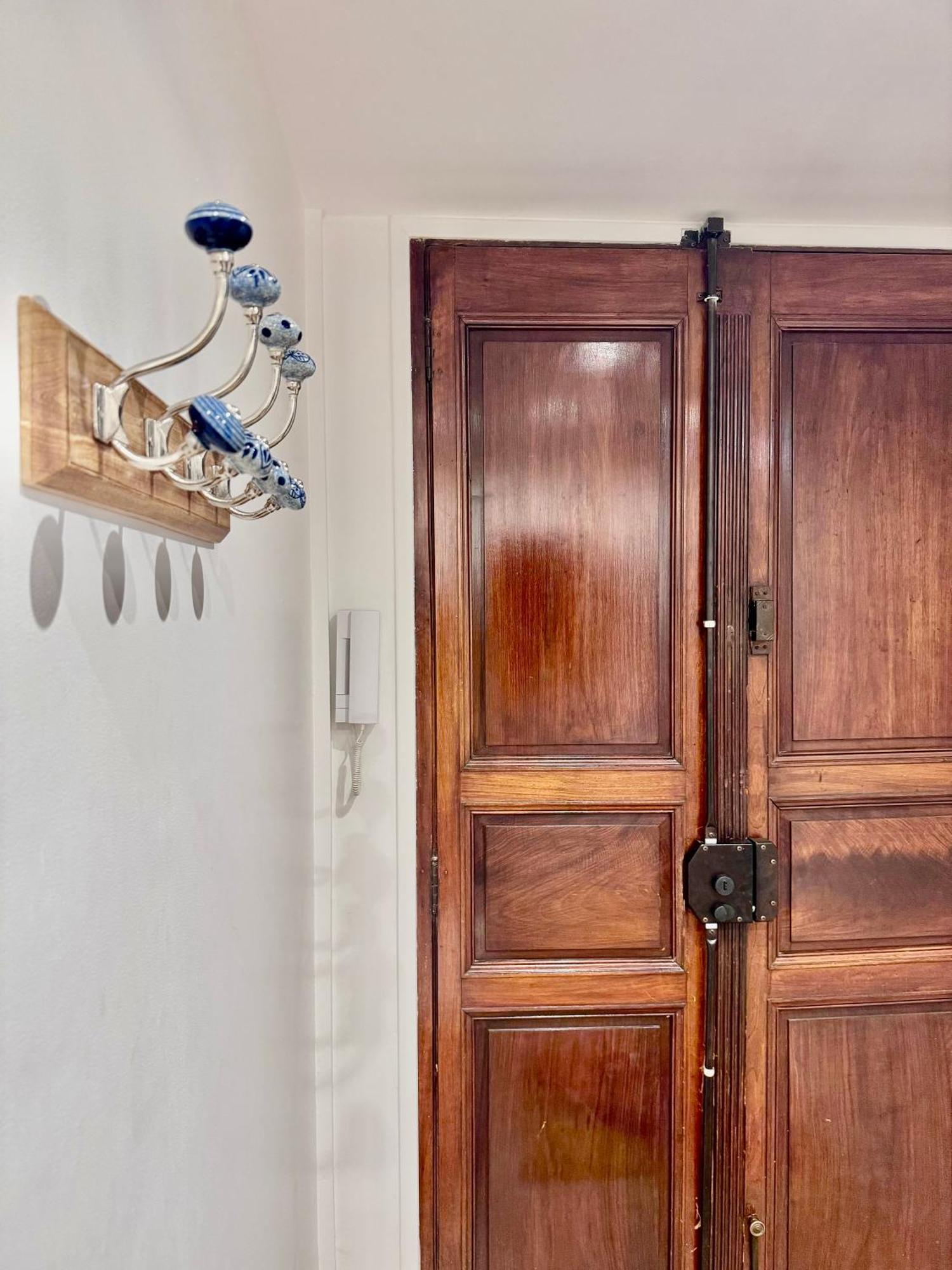 Vieil Antibes Apartment With Ac 320M From Beach ภายนอก รูปภาพ